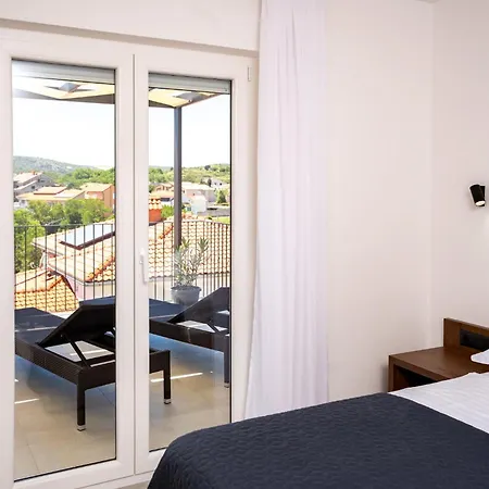 Apartment Zora Lopar