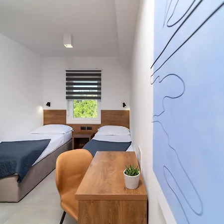Zora Apartman Lopar
