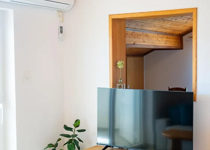 Zora Apartment *